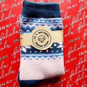 70% Merino wool Christmas socks